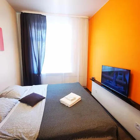 Apartment S6 Orange